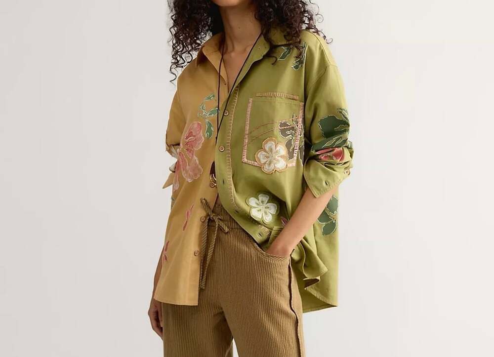 We The Free Nosara Embroidered Button Down Top size Small
